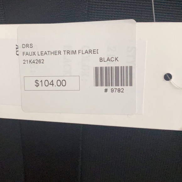 Top - Picture 3 of 3